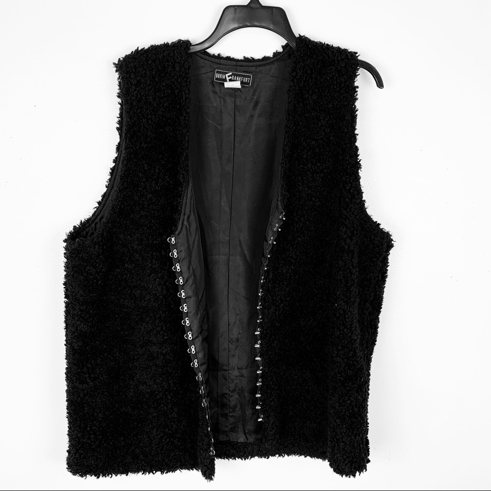DORIN FRANKFURT XL SHERPA STYLE VEST HOOK EYE